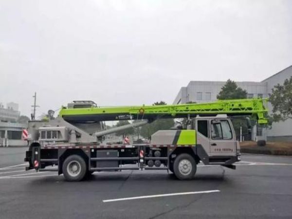 连云区吊车租赁电话_远离建筑施工吊车行业相关矛盾